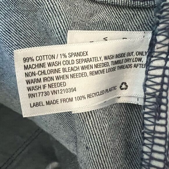 Universal thread vintage midi dark denim jean shorts size 4/27 - Picture 9 of 12